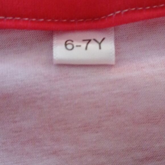 Red dog face print long sleeve top Sz 6-7yrs NWOT - Picture 4 of 4